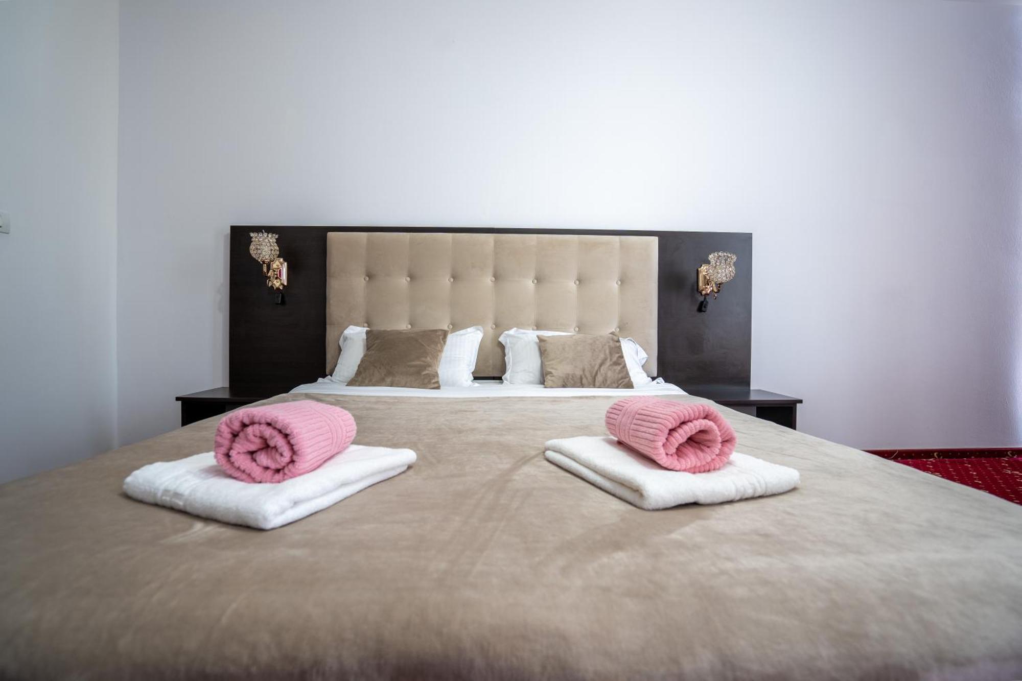 Hotel N Residence Timisoara Exterior photo