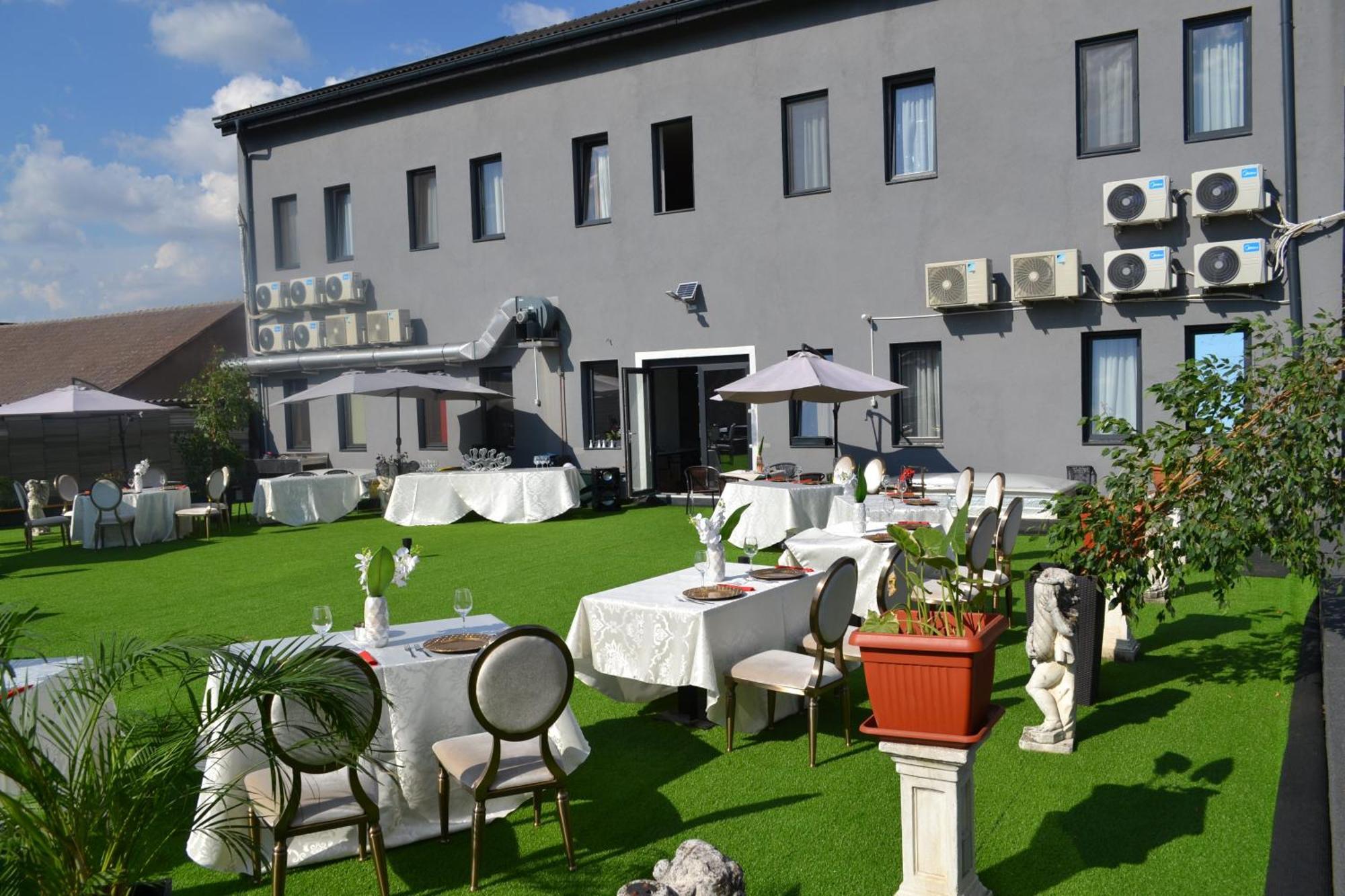 Hotel N Residence Timisoara Exterior photo